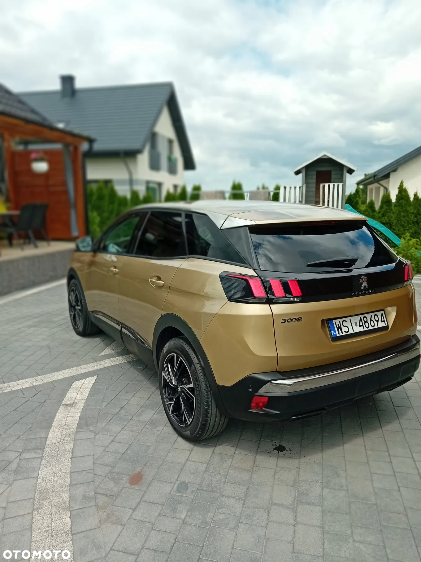 Peugeot 3008 1.6 BlueHDi Active S&S EAT6 - 11