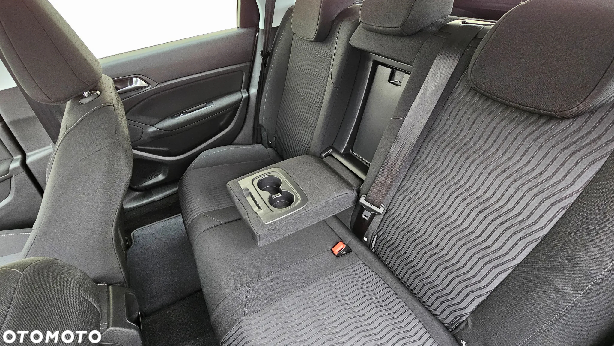 Peugeot 308 SW 1.6 BlueHDi Business Line S&S - 21