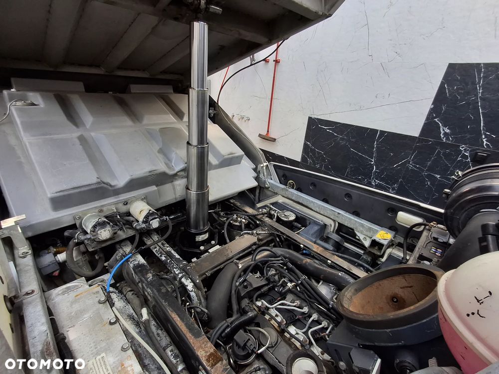 Inny Zamiatarka Hako Citymaster 2000 Klimatyzacja 2 Osie Skrętne Oświetlenie Ostrzegawcze Zamiatarka Chodnikowa 2016r - 10