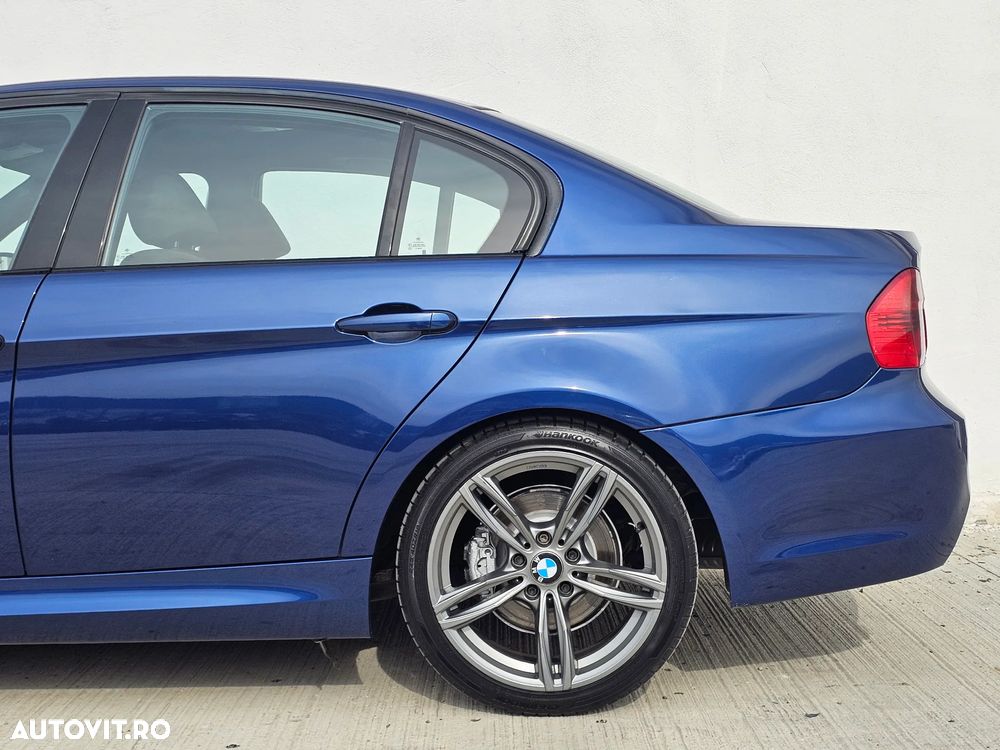 BMW Seria 3 318d DPF Edition Sport - 15