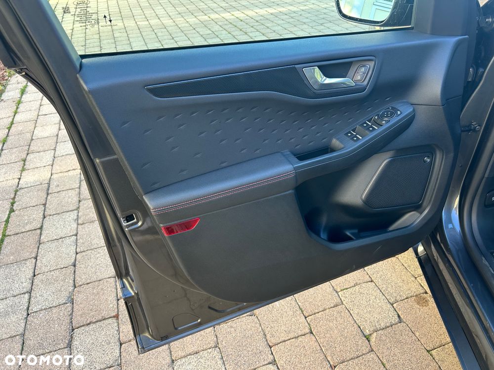 Ford Kuga 1.5 EcoBoost ST-LINE X - 13