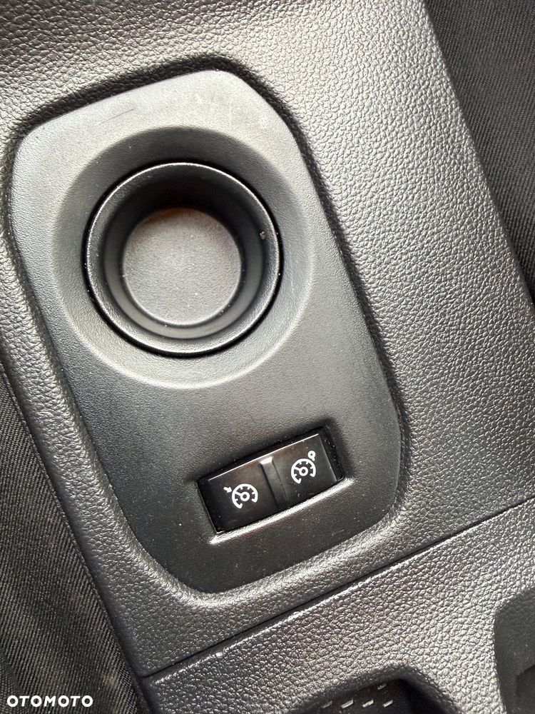 Dacia Duster 1.0 TCe Prestige - 23