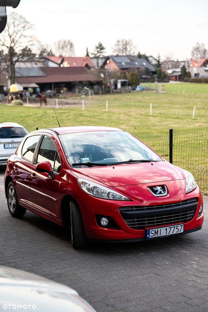 Peugeot 207 - 2