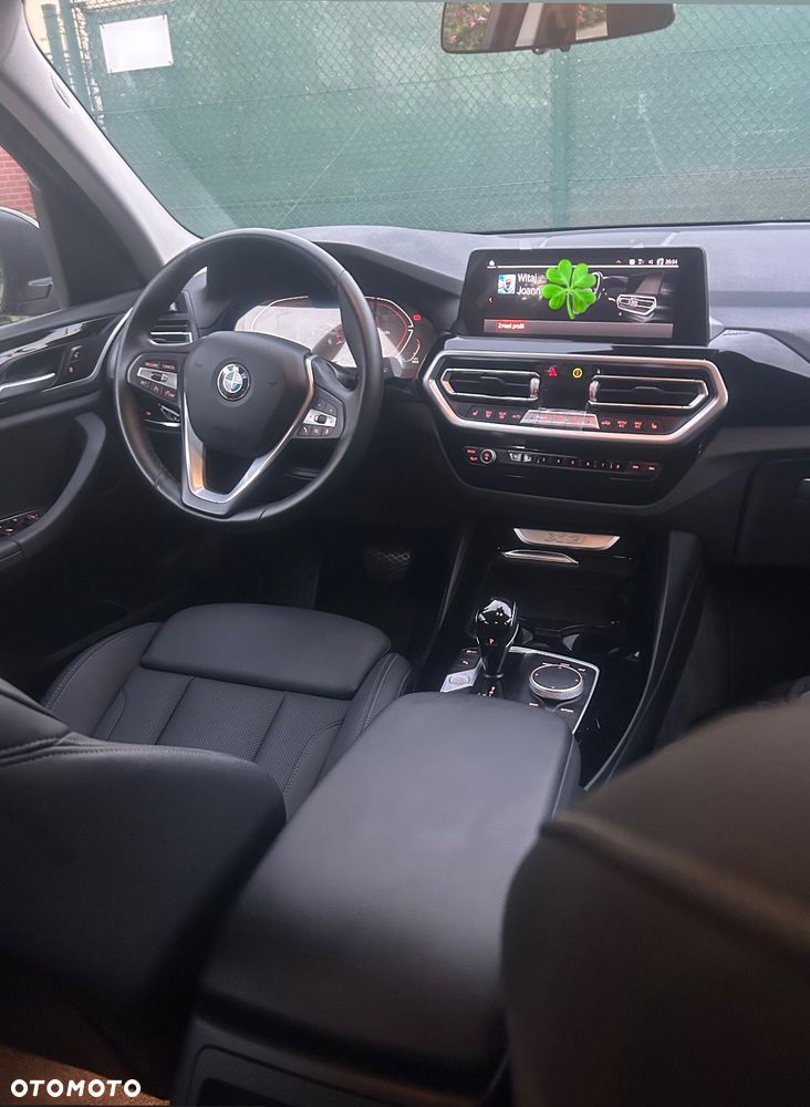 BMW X3 xDrive20d mHEV - 16