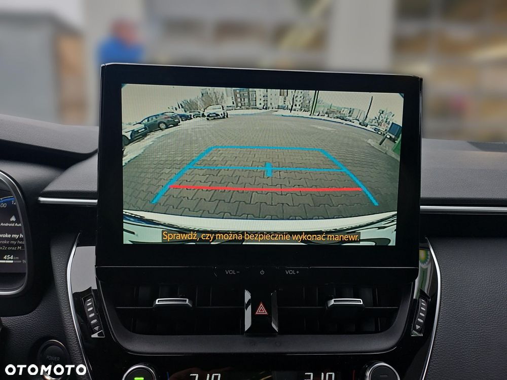 Toyota Corolla 2.0 Hybrid Style - 22