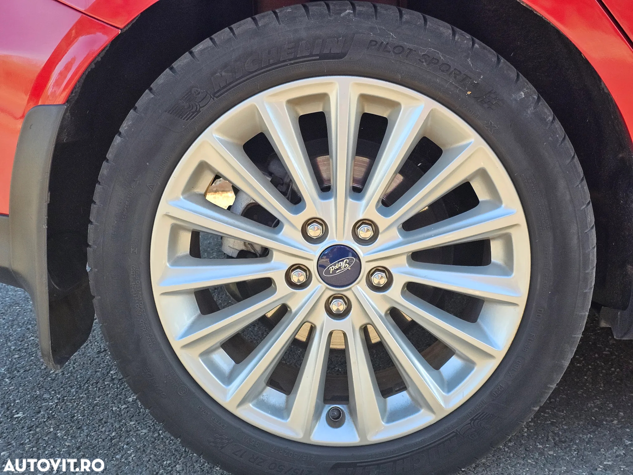 Ford Focus 1.0 EcoBoost Start Stop Titanium - 11
