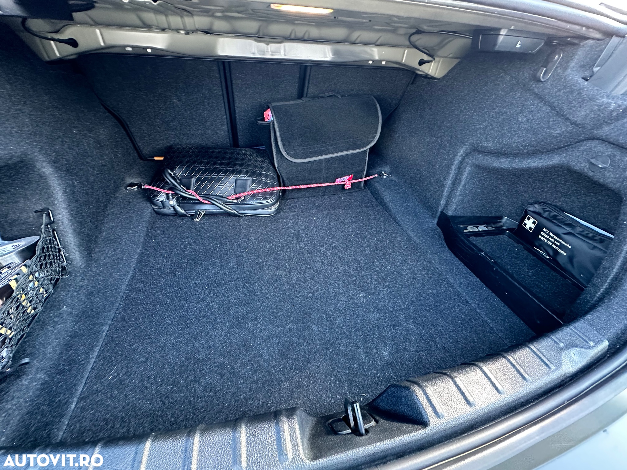 BMW Seria 3 - 25