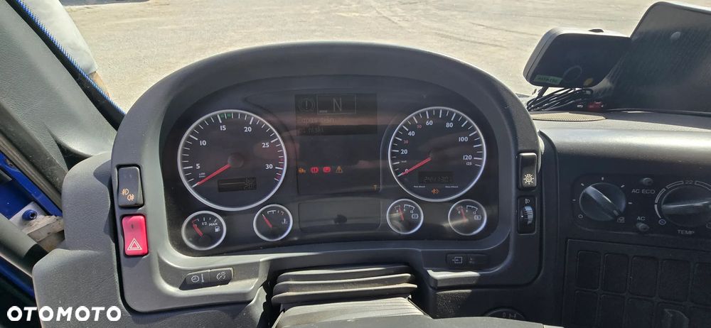 MAN TGL 8.240 4X2 BL - 5