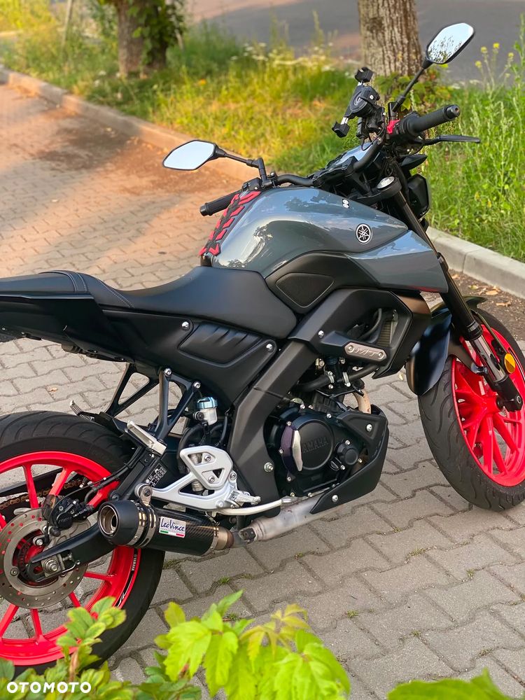 Yamaha MT - 3
