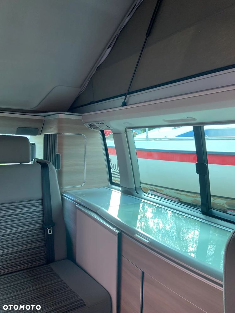 Volkswagen California - 12