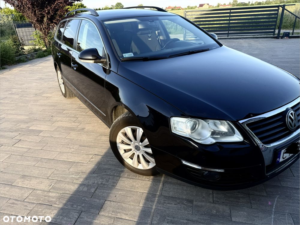 Volkswagen Passat 2.0 TDI DPF Trendline DSG - 2