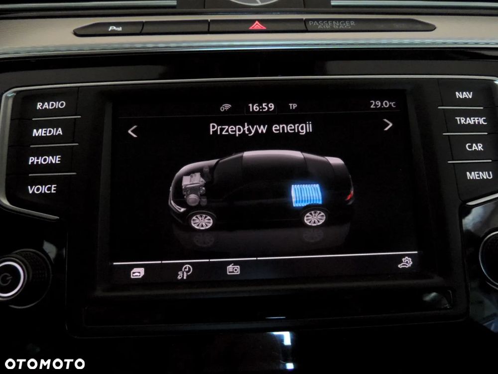 Volkswagen Passat 1.4 TSI Plug-In-Hybrid DSG GTE - 9