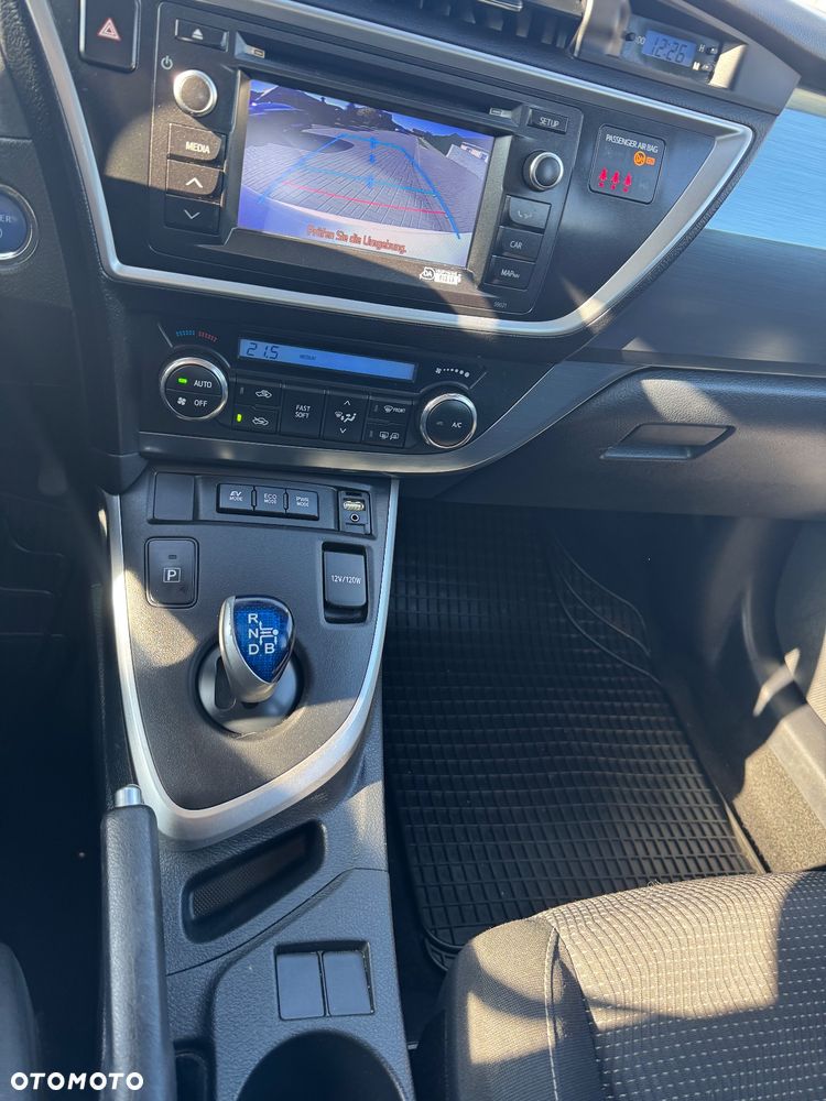 Toyota Auris ver-1-8-vvt--i-hybrid-automatik-touring-sports-comfort - 16