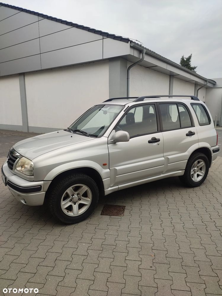 Suzuki Grand Vitara 2.0 Comfort Limited - 4