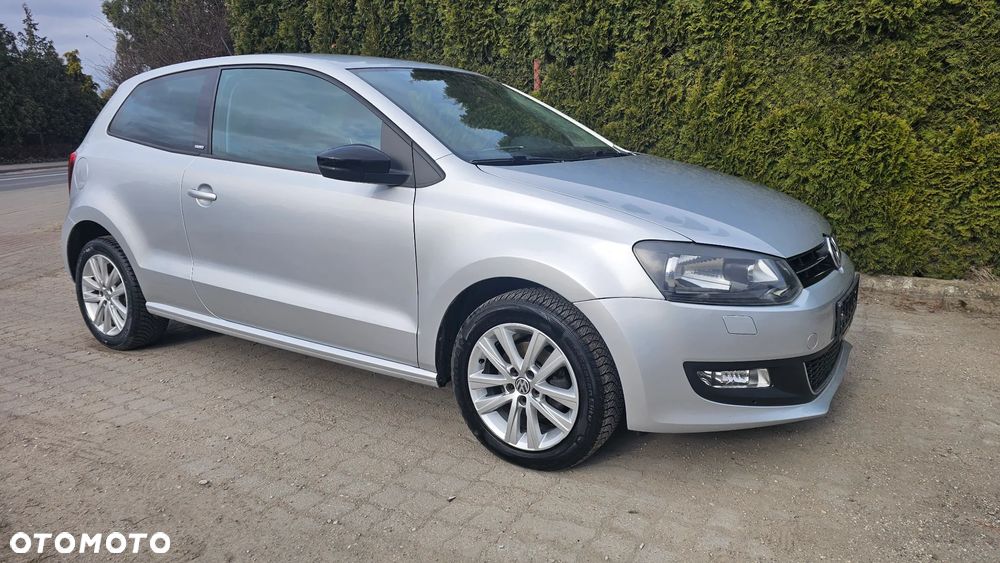 Volkswagen Polo - 1