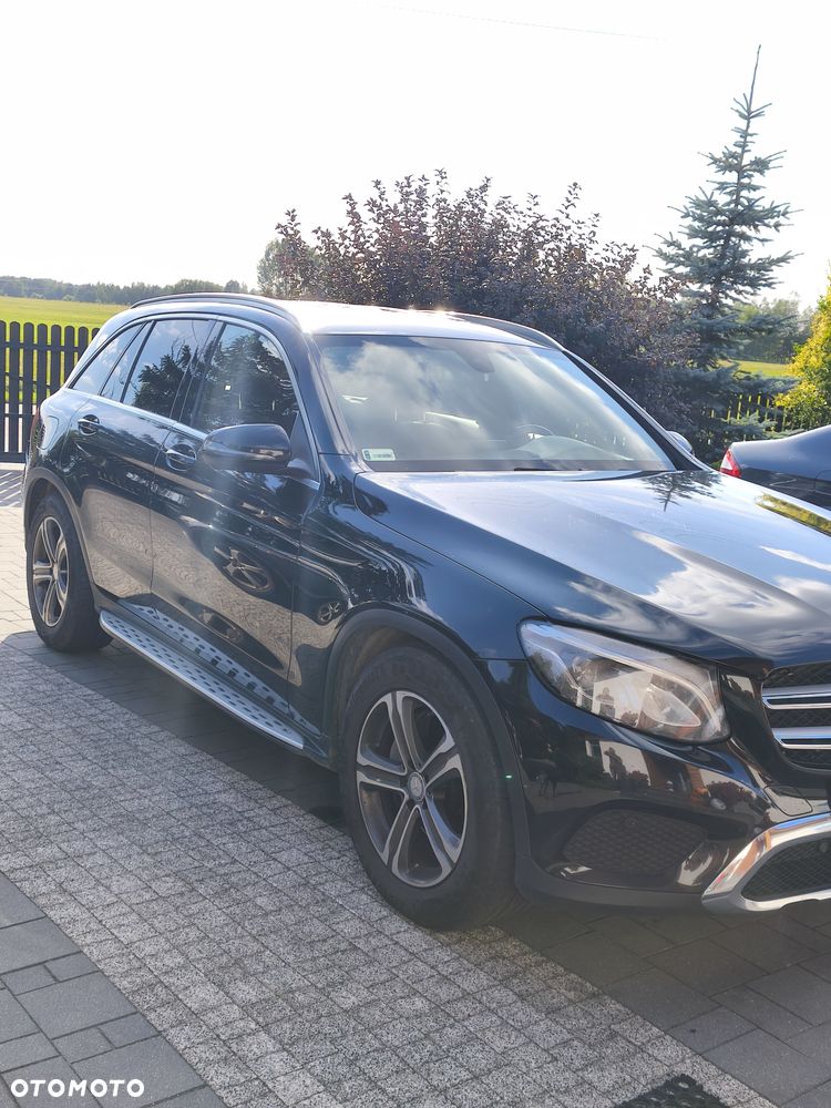 Mercedes-Benz GLC - 1