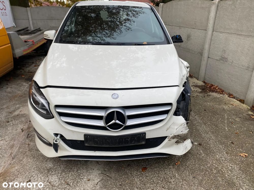 Mercedes-Benz Klasa B 180 (CDI) d 7G-DCT Urban - 3