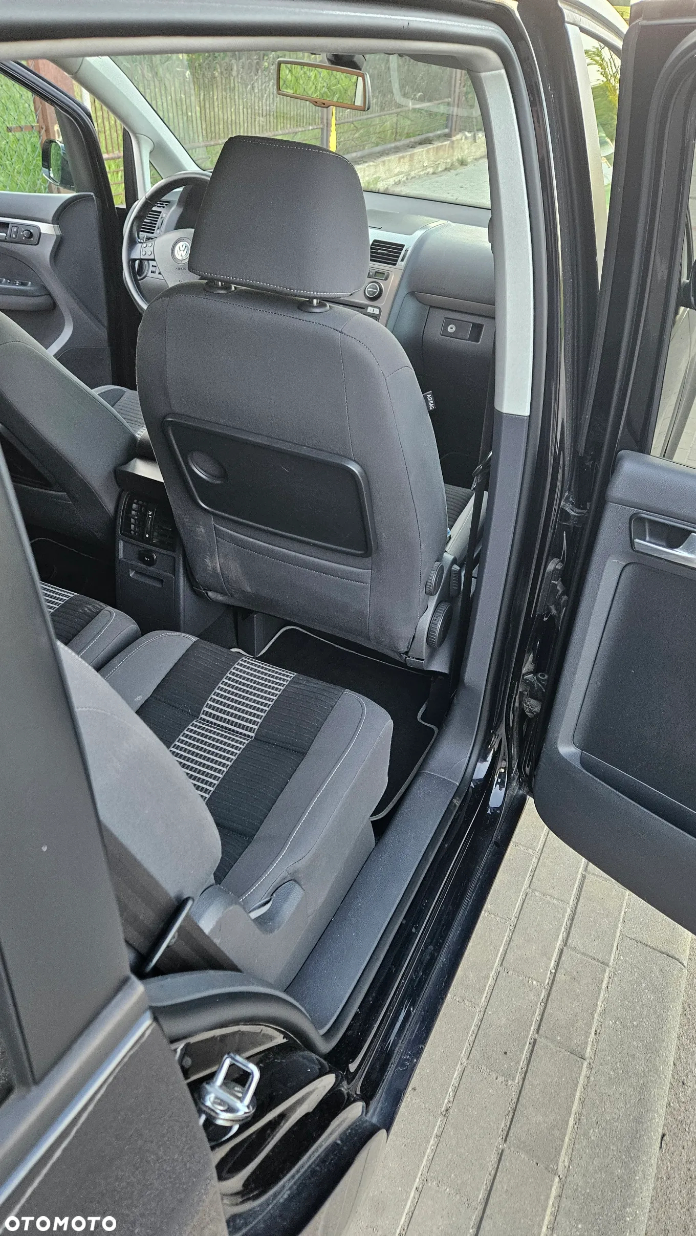 Volkswagen Touran 1.4 TSI United - 17