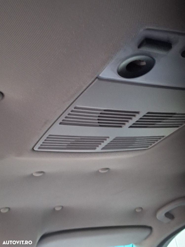 BMW Seria 5 525d Touring - 16