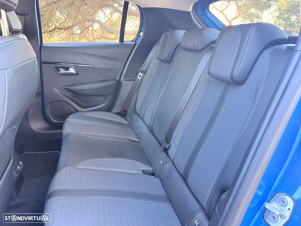 Peugeot e-208 Allure - 16