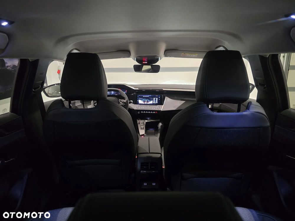 Peugeot 408 1.2 PureTech mHEV Allure S&S e-DSC6 - 14