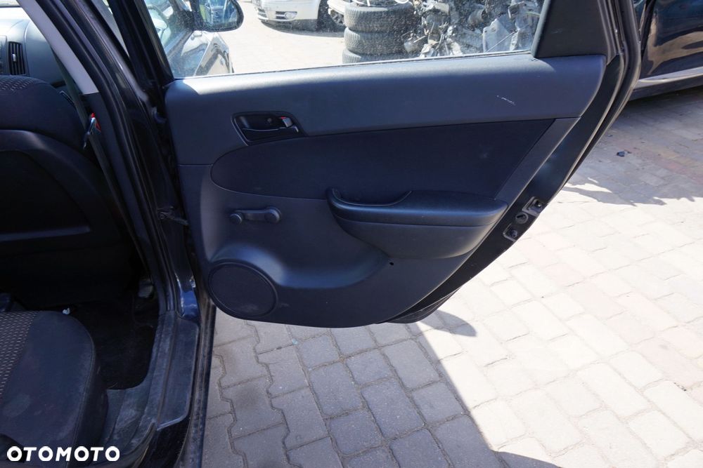 DRZWI TYLNE PRAWE I30 I KOMBI 9F  SZARY HYUNDAI 2007-2010 - 9