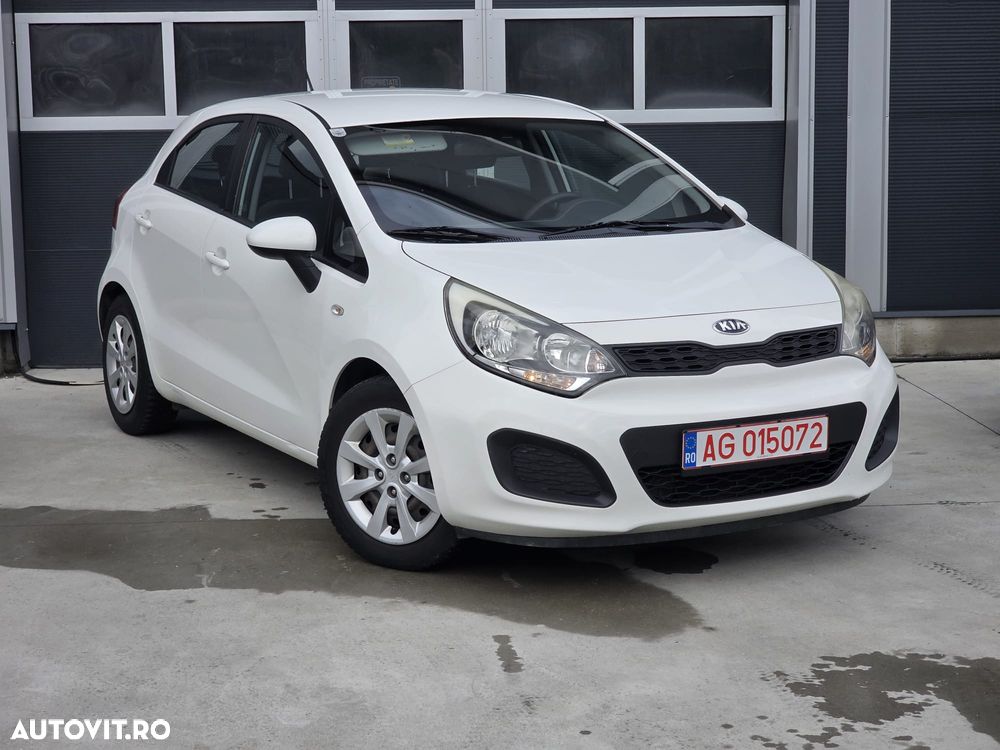 Kia Rio 1.2 GSL COMFORT - 1