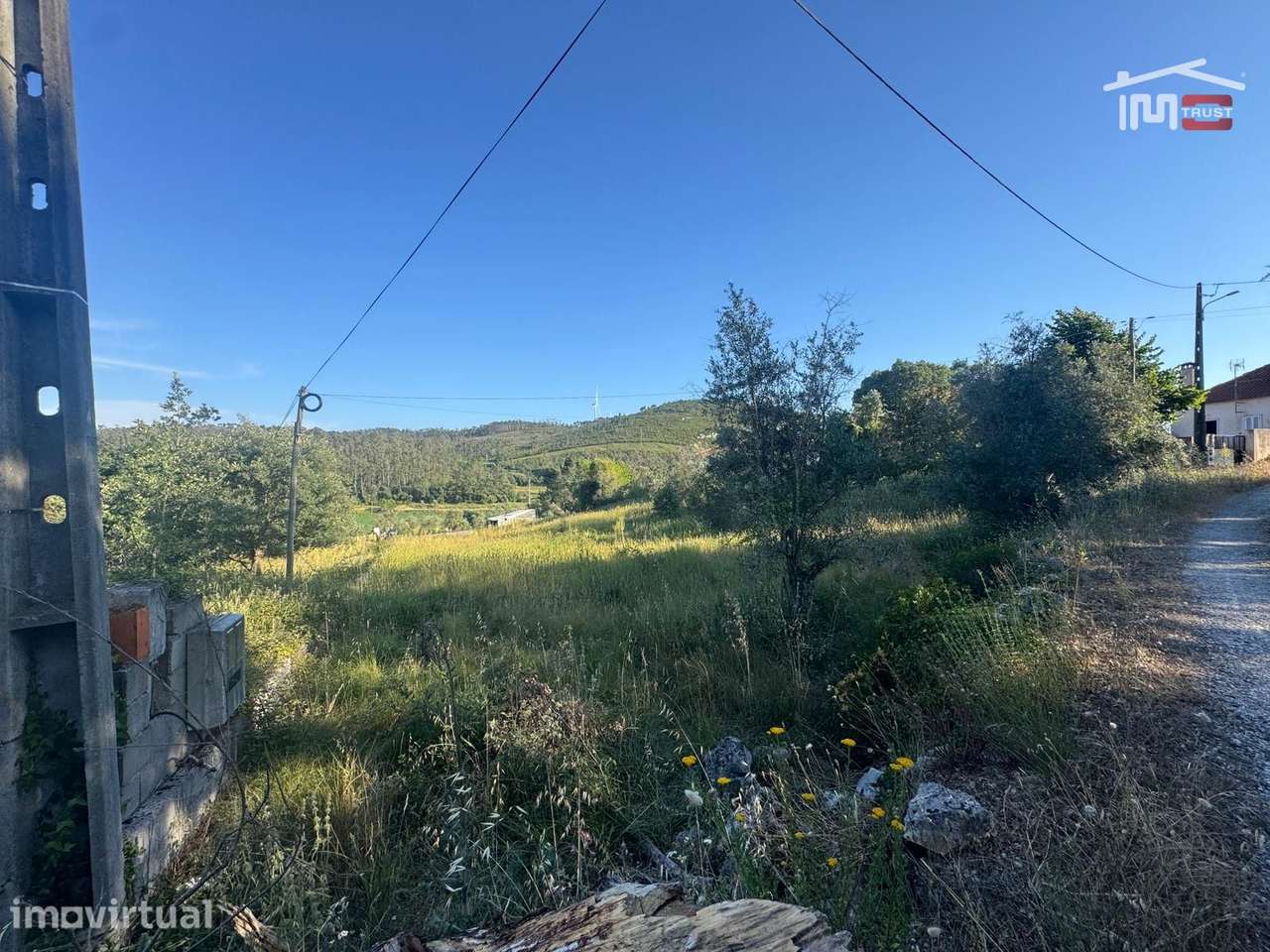 TERRENO COM 1382 m² SITUADO A 8 KMS DE FÁTIMA