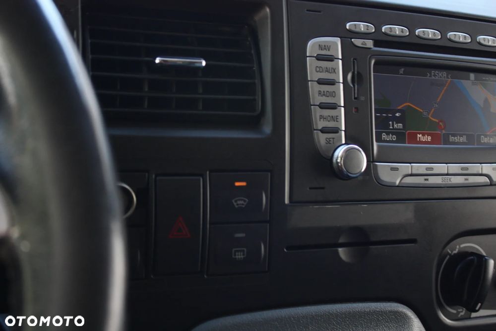 Ford Transit - 13