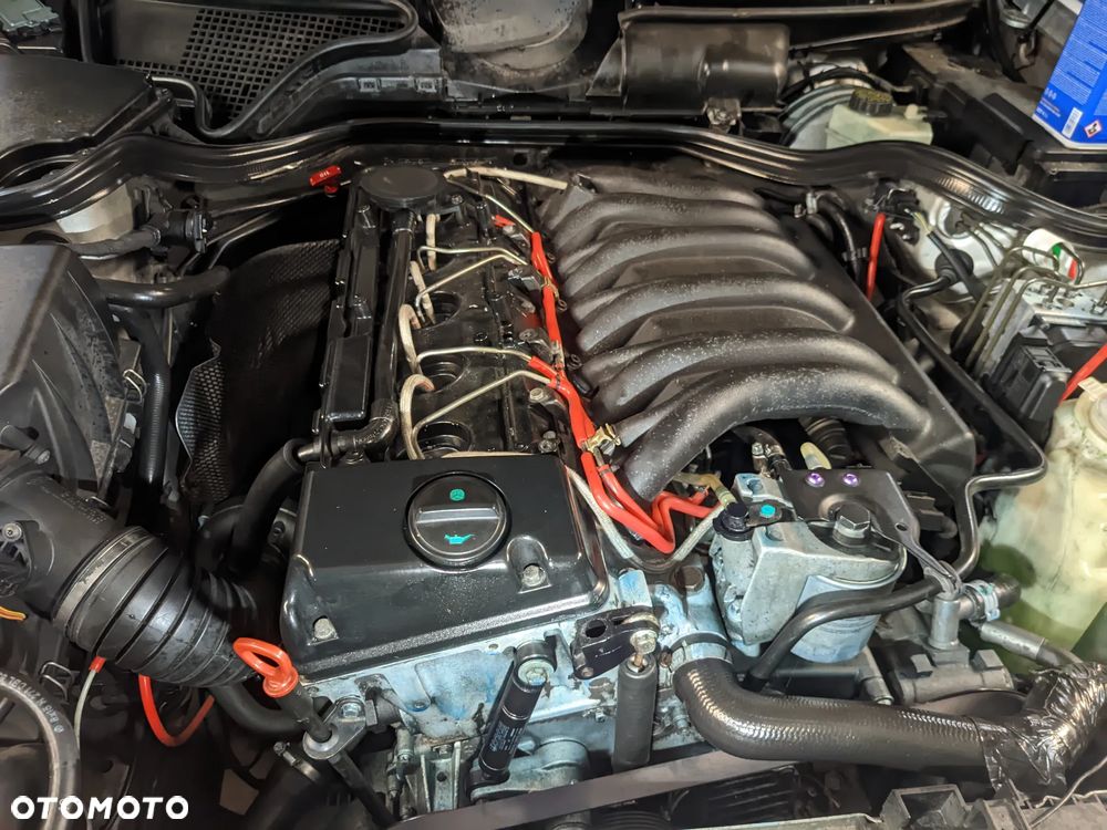 Mercedes-Benz Klasa E 300 T TD Avantgarde - 8