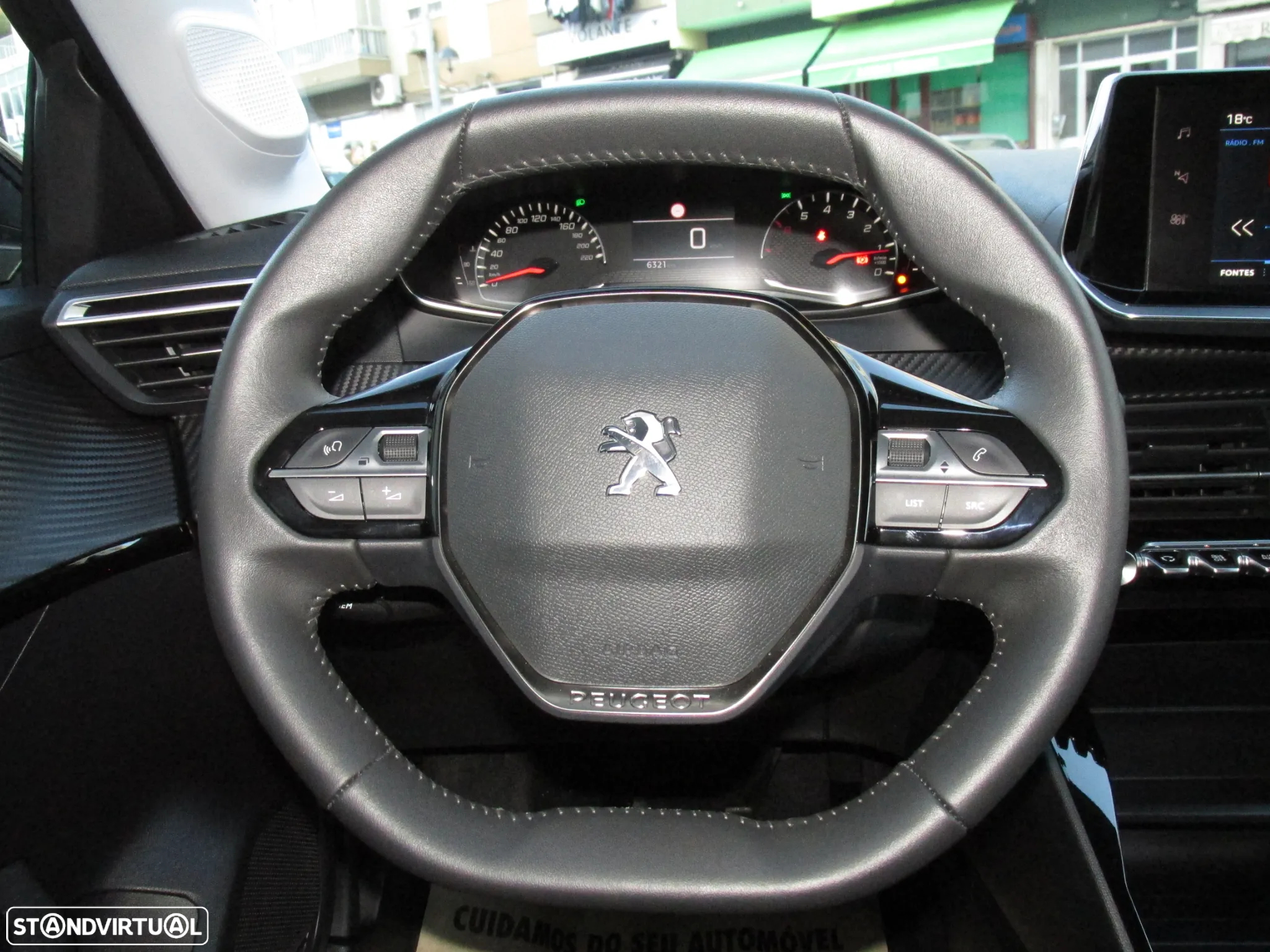 Peugeot 208 1.2 PureTech Active Pack - 19