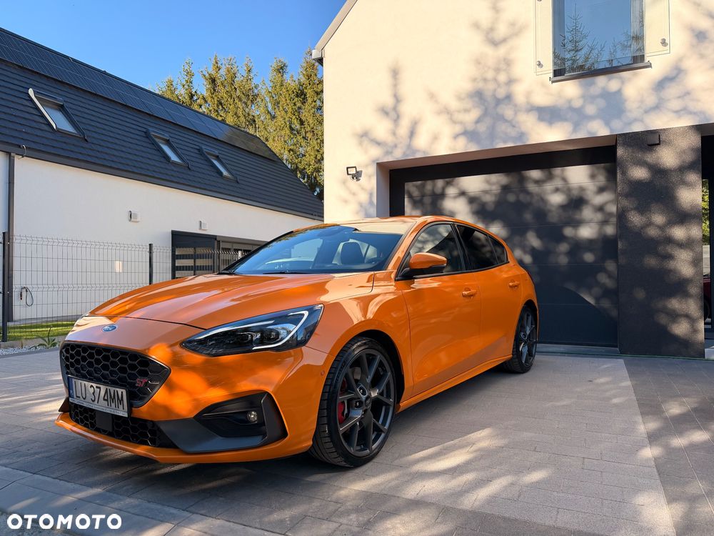 Ford Focus 2.3 EcoBoost ST X - 2