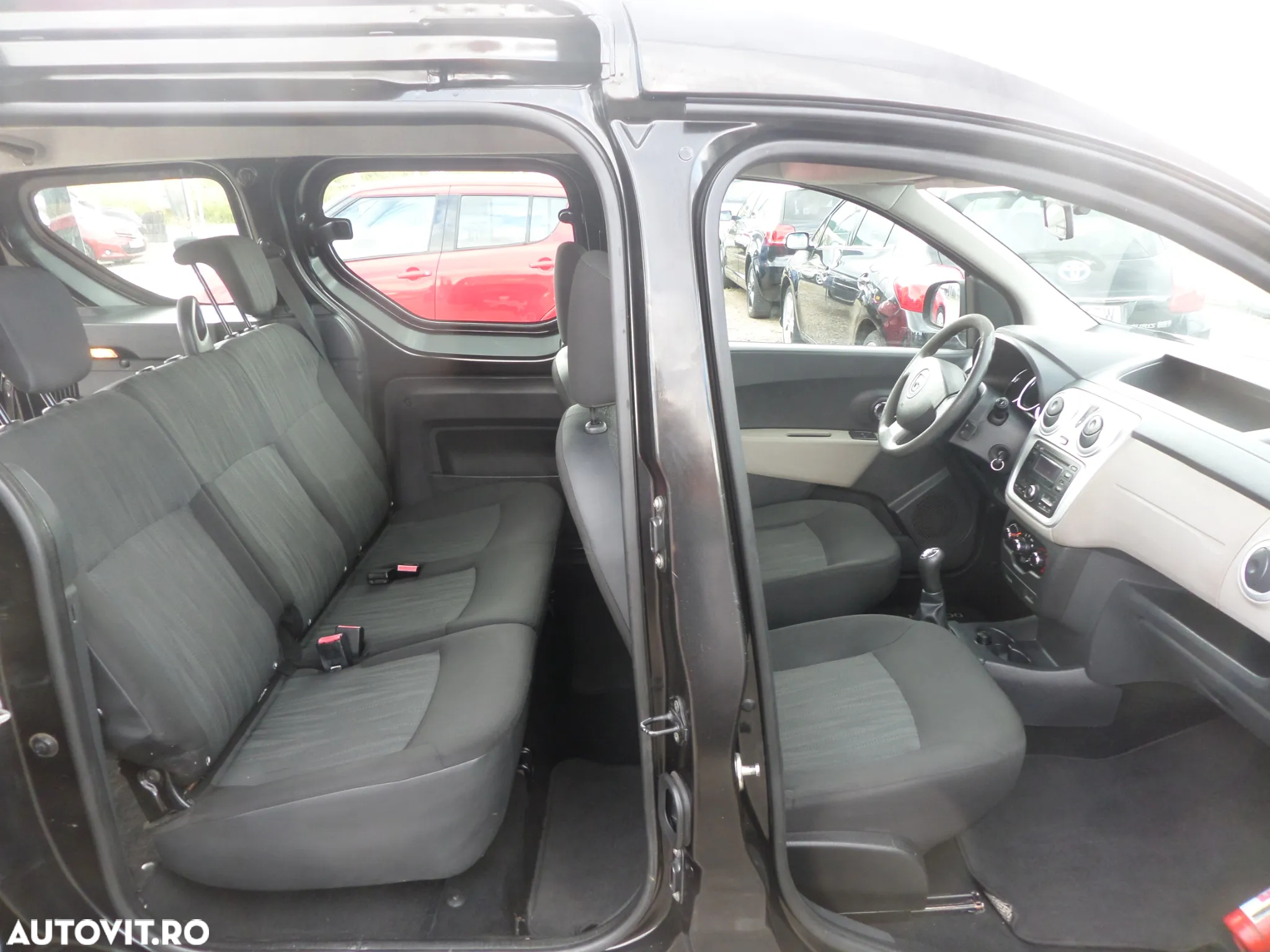 Dacia Dokker 1.5 dCi 90 CP Laureate - 17