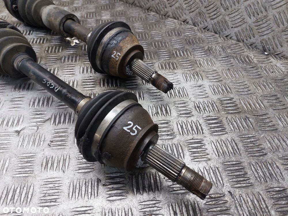 PÓŁOŚ LEWY PRZÓD + PRAWY PRZÓD 5B ALFA ROMEO 147 I LIFT 1.6 16V - 2