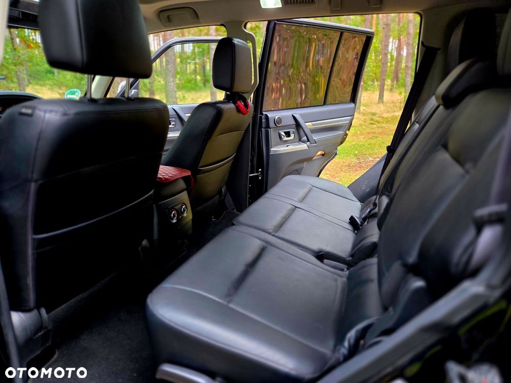 Mitsubishi Pajero 3.2 DI-D Automatik Edition 30 - 15