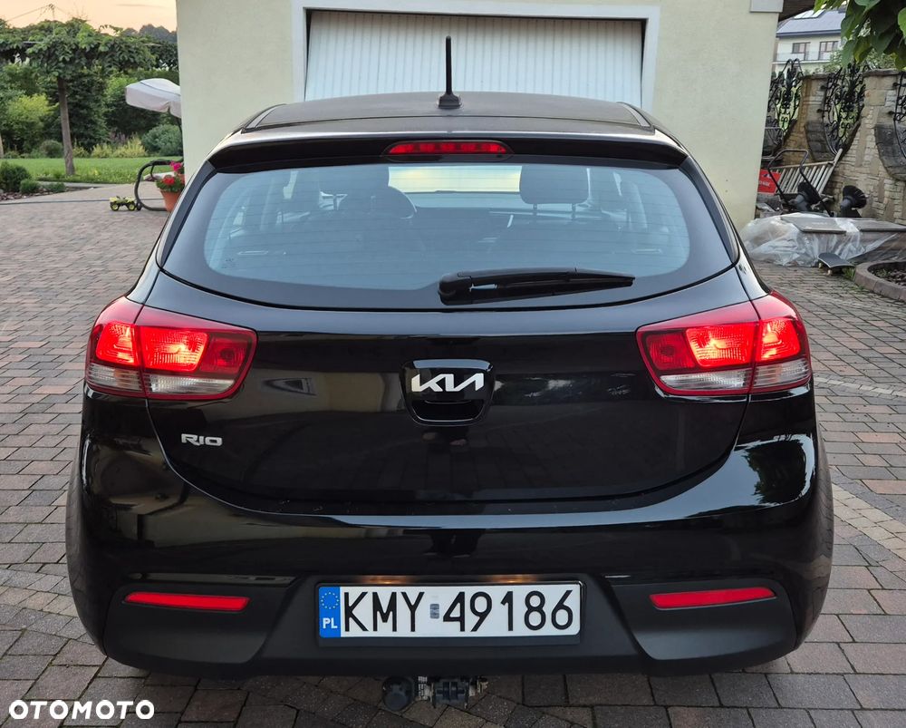 Kia Rio - 6