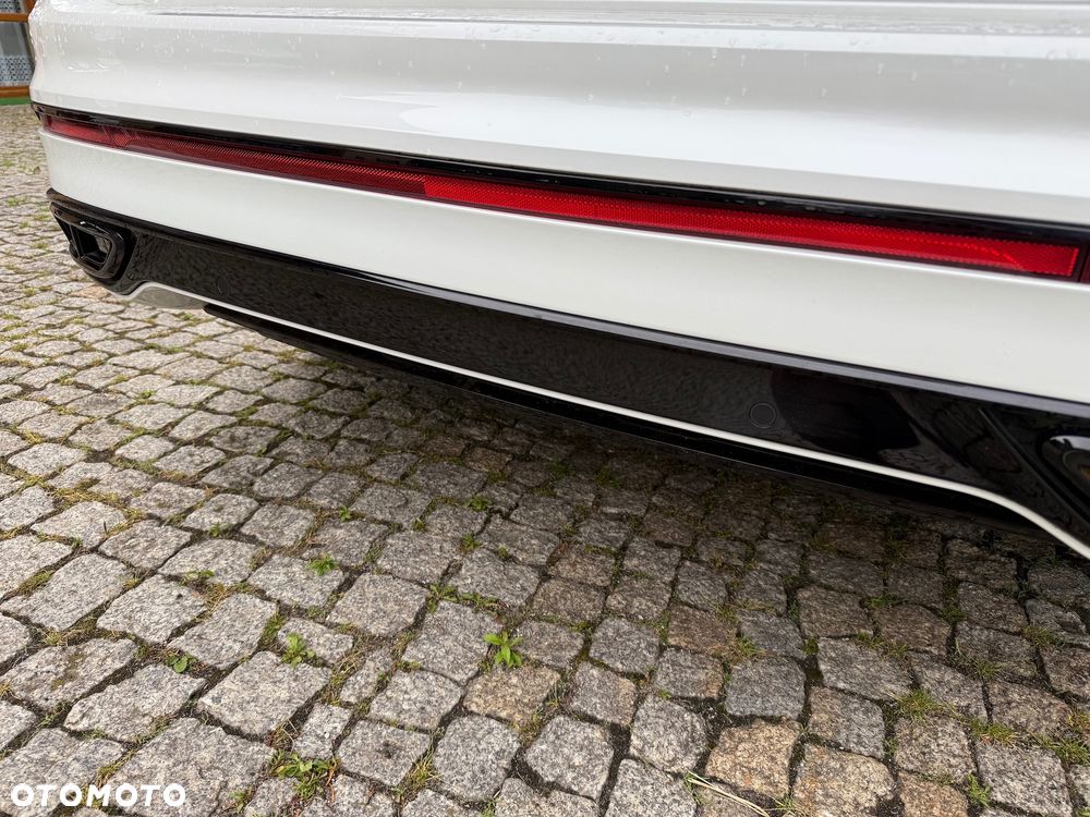 Volkswagen Tiguan 2.0 TDI SCR 4Mot R-Line DSG - 11