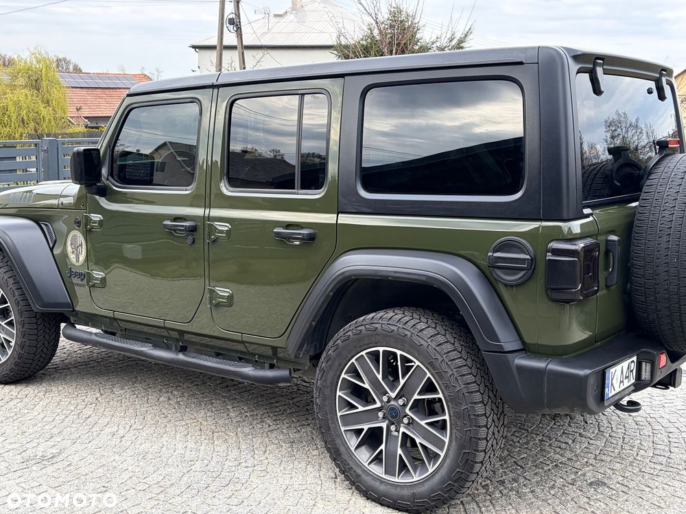 Jeep Wrangler - 2
