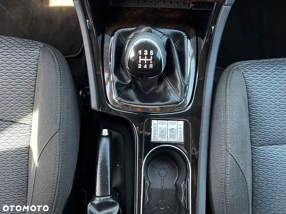 Ford Mondeo 2.0 Ghia - 24