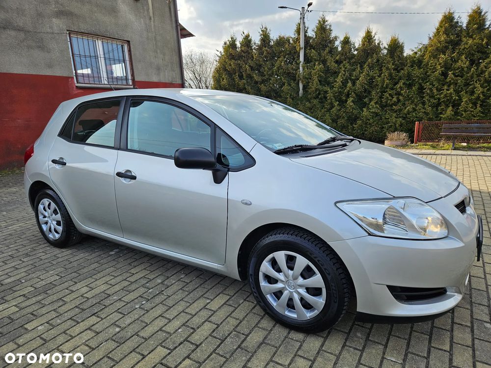 Toyota Auris 1.33 VVT-i Luna - 5