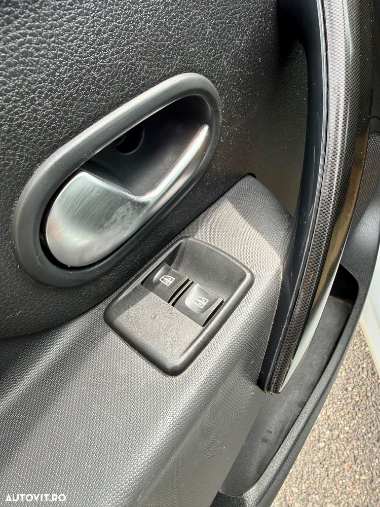 Dacia Logan 1.5 Blue dCi Laureate - 13