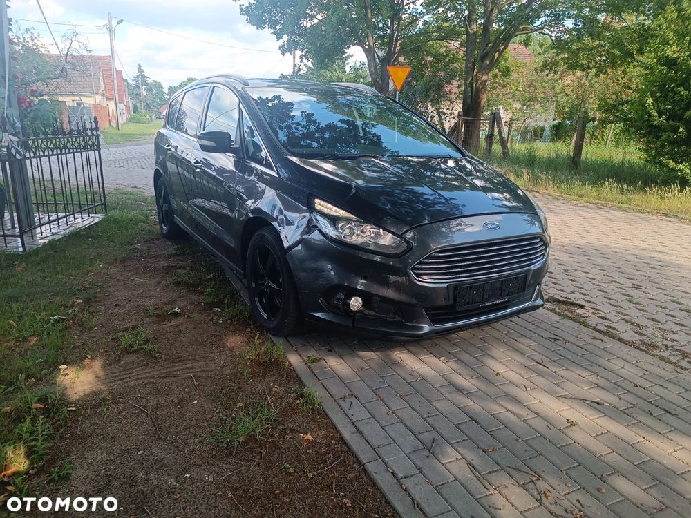 Ford S-Max 2.0 EcoBlue Titanium - 4
