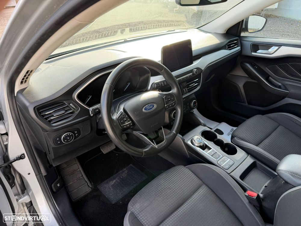 Ford Focus SW 1.5 TDCi EcoBlue Connected Aut. - 6