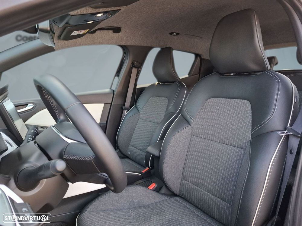 Renault Clio 1.0 TCe Techno Bi-Fuel - 11
