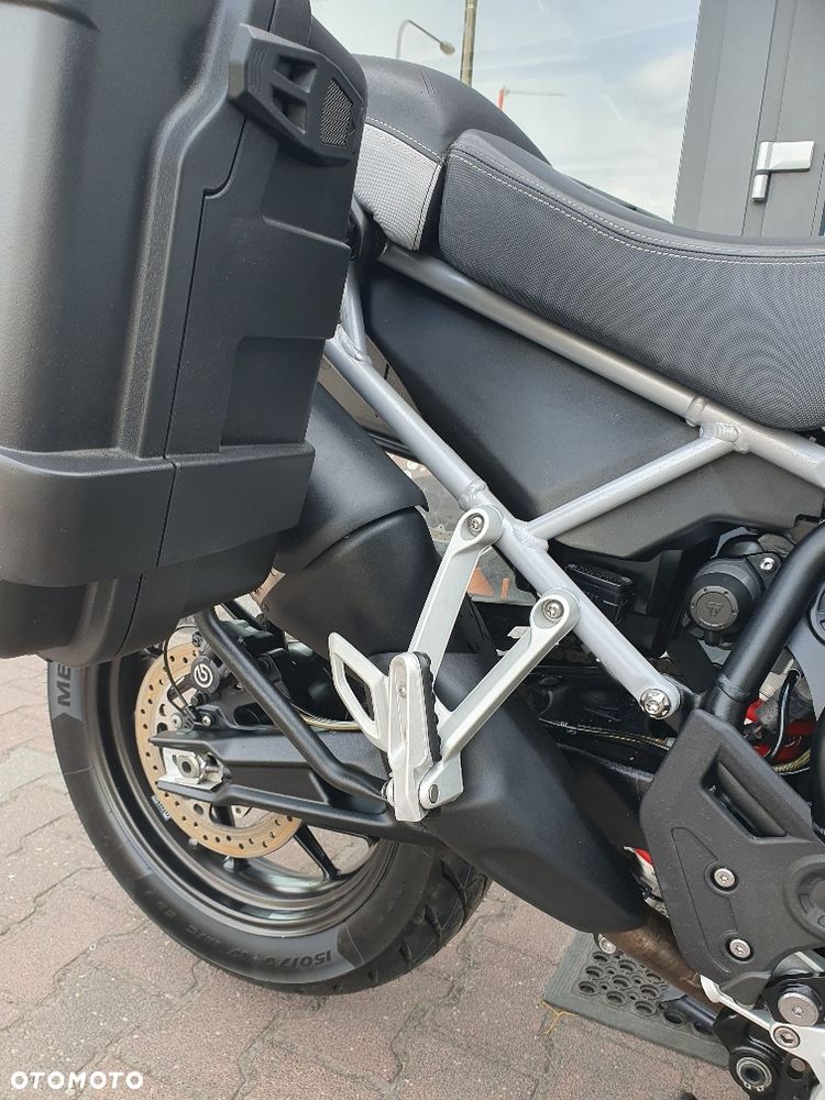 Triumph Tiger - 9