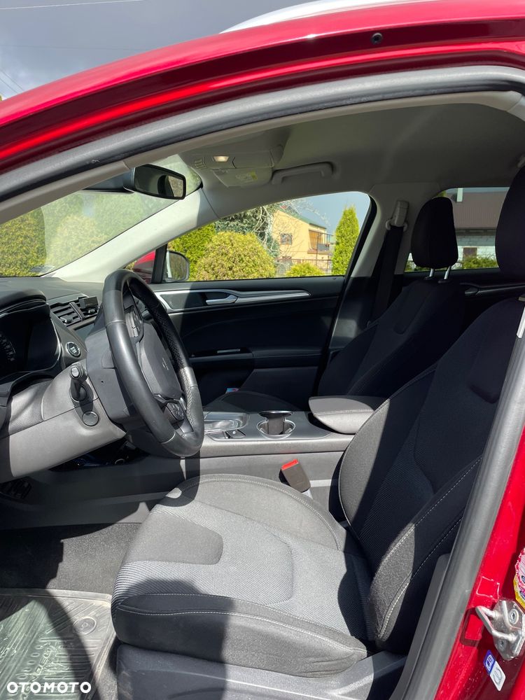 Ford Mondeo 2.0 TDCi Titanium PowerShift - 18