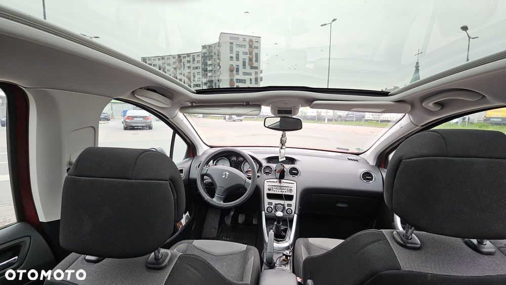 Peugeot 308 1.6 Premium Plus - 10