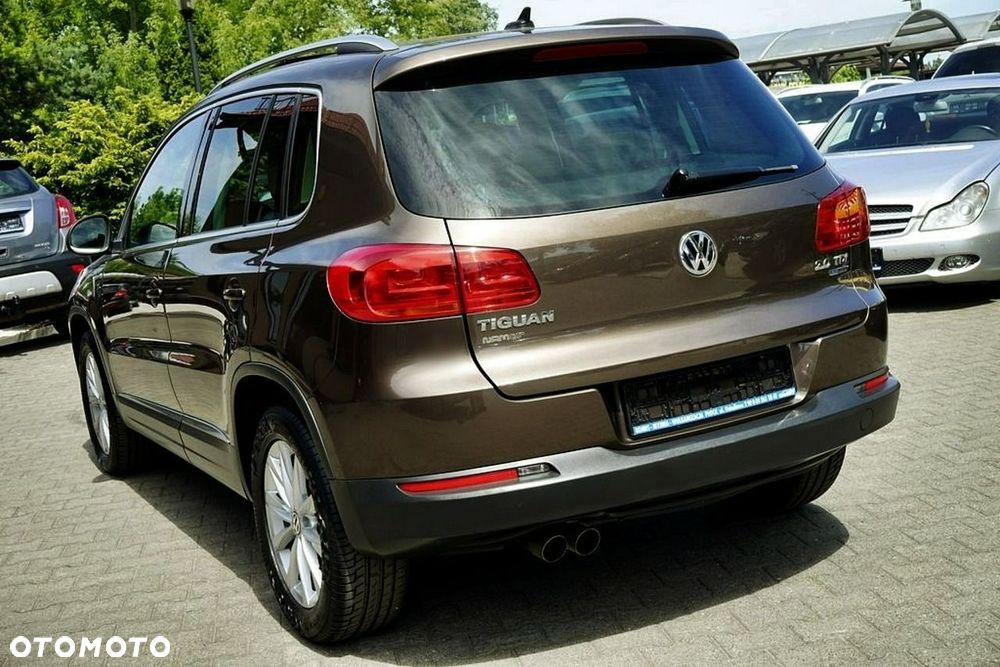 Volkswagen Tiguan 2.0 TDI DPF BlueMotion Technology Sport & Style - 4