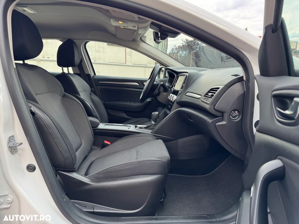 RENAULT Megane 2023 — imagine 15
