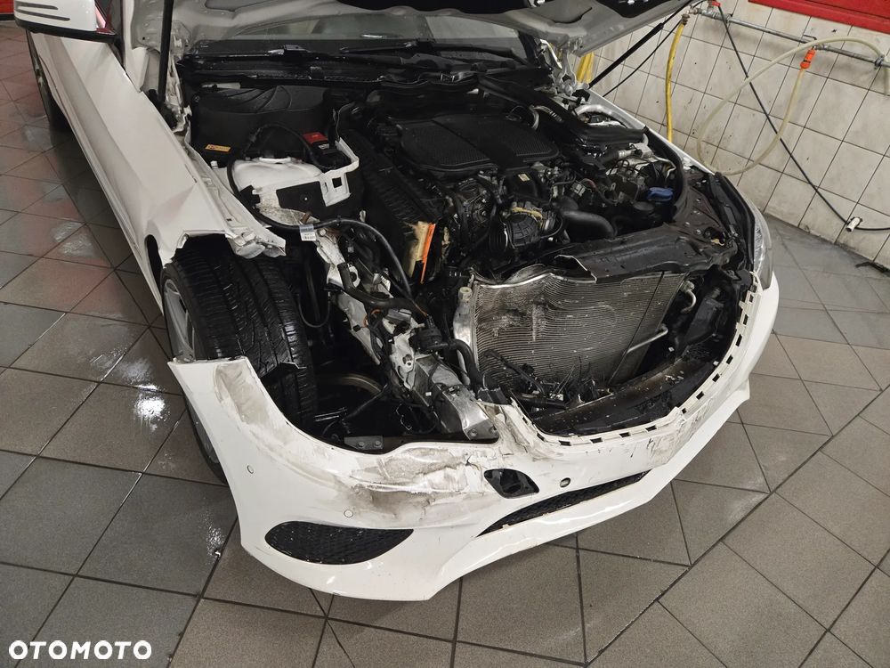 Mercedes-Benz Klasa E 350 4Matic 7G-TRONIC - 10